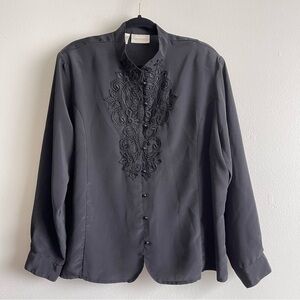 Christie & Jill Vintage button down embroidered black long sleeve blouse